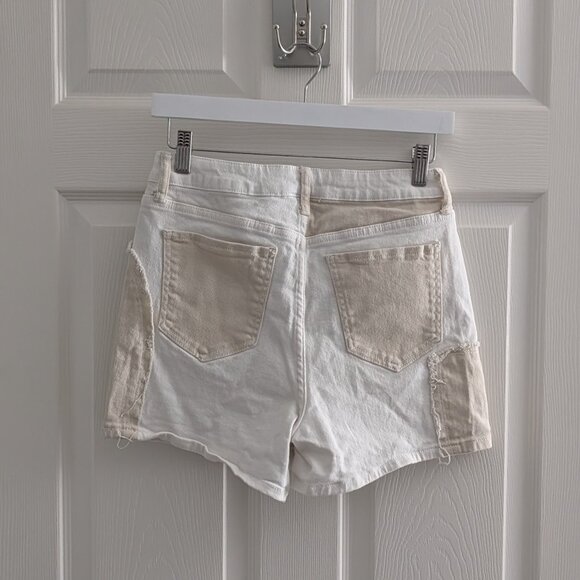 Shorts - Picture 2 of 3